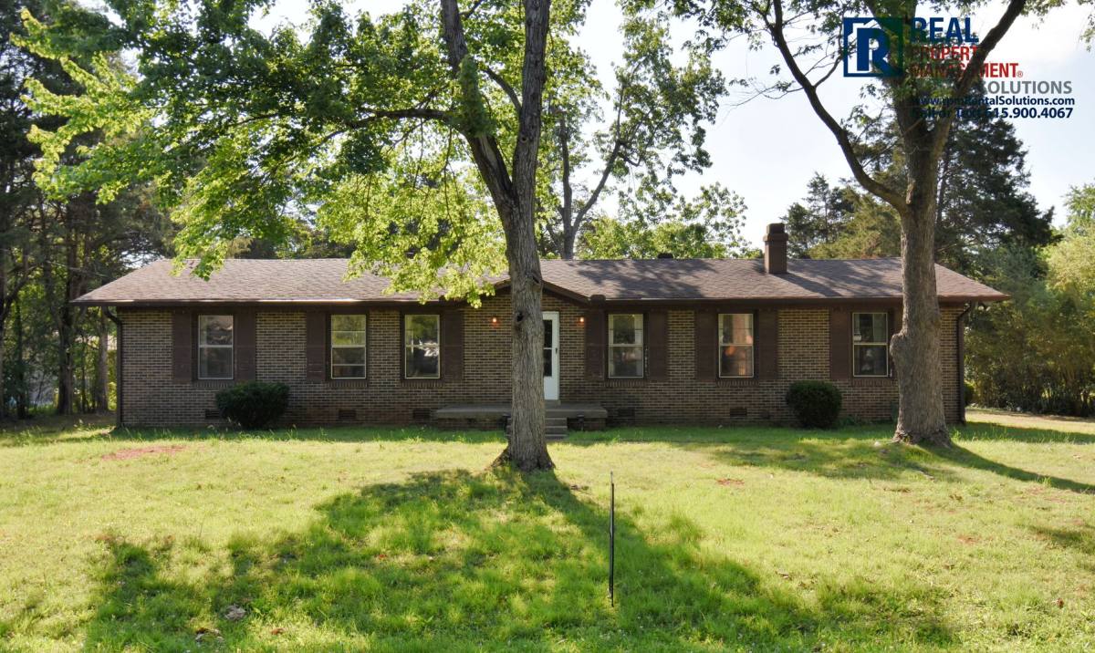 House for rent at 114 McFarlin Rd, Murfreesboro, TN 37130