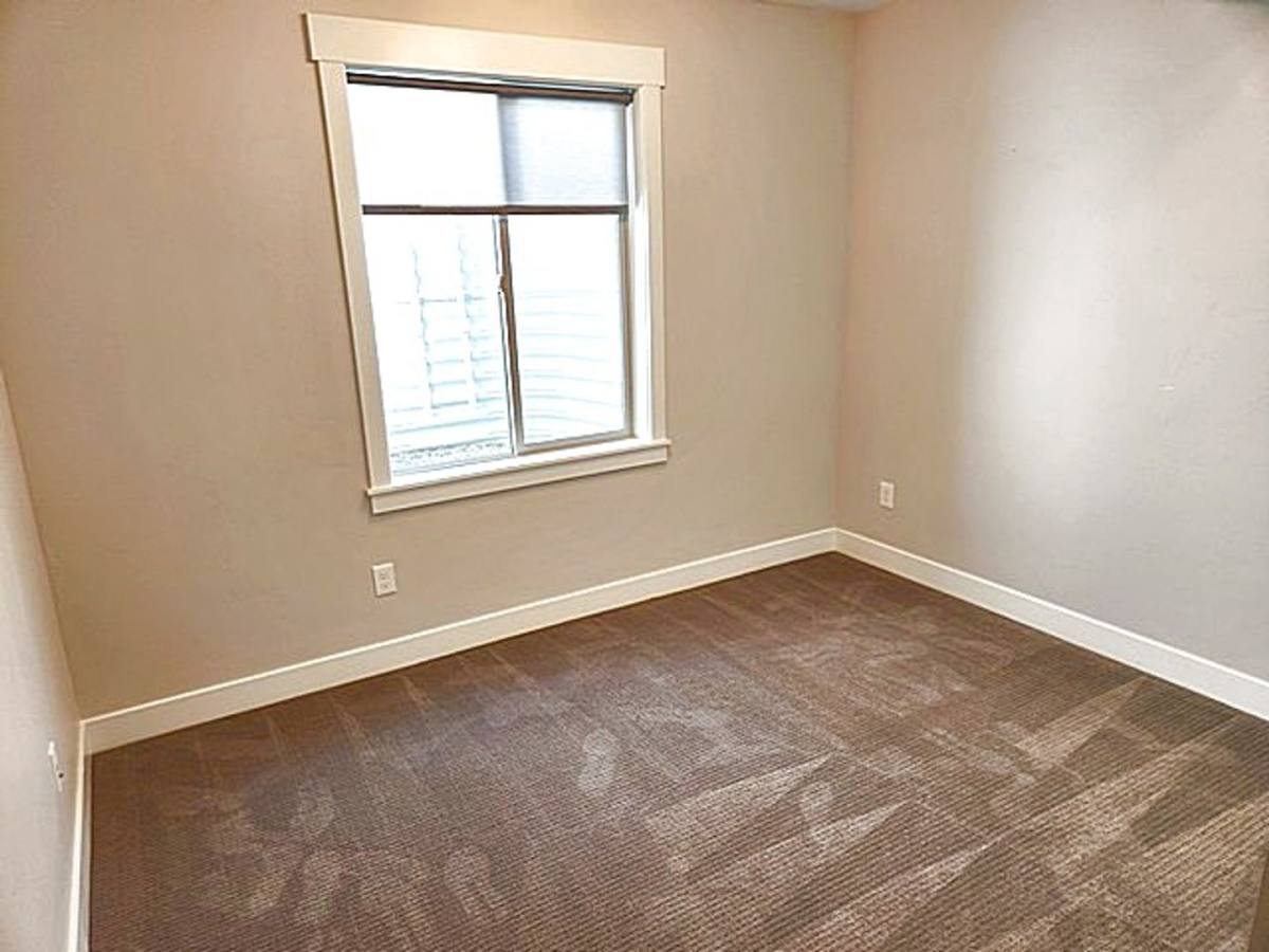 Townhouse for rent at 1108 W Wasatch Springs Rd, Kamas, UT 84036