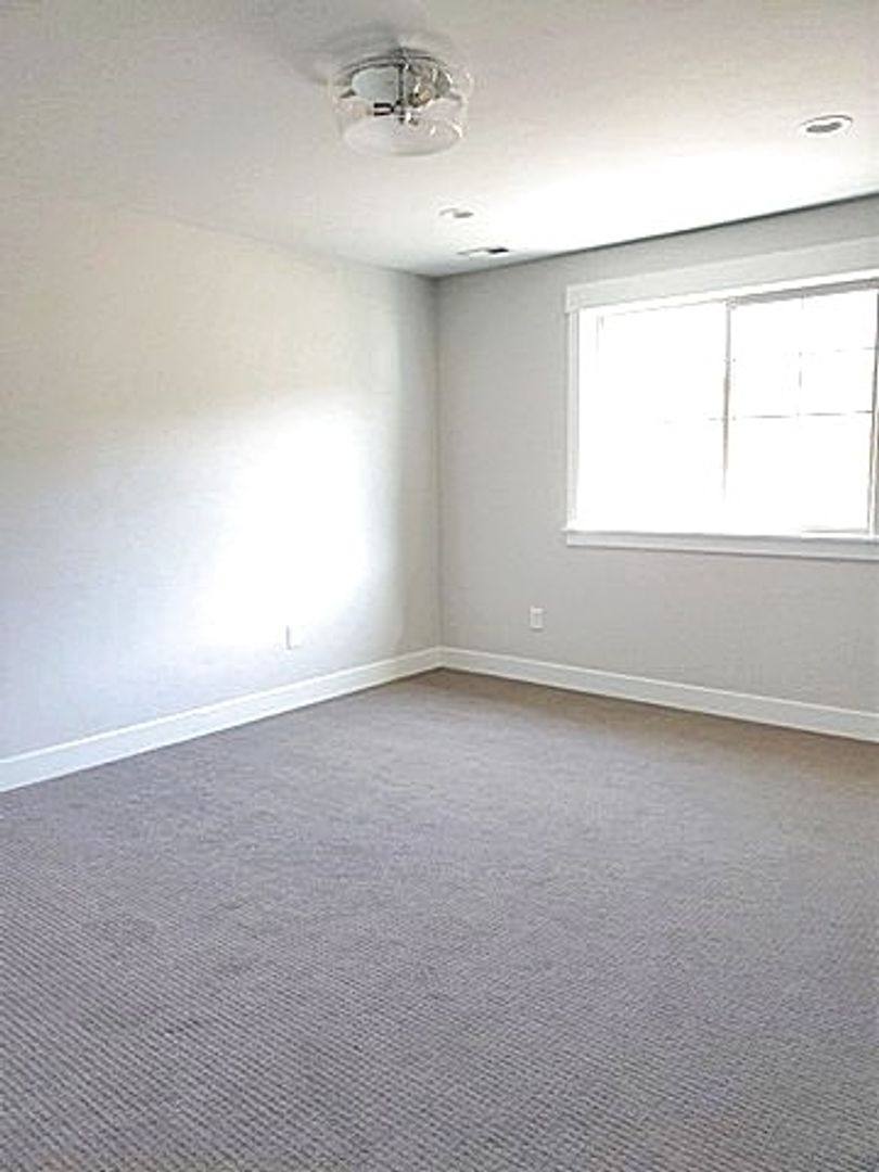 Townhouse for rent at 1108 W Wasatch Springs Rd, Kamas, UT 84036