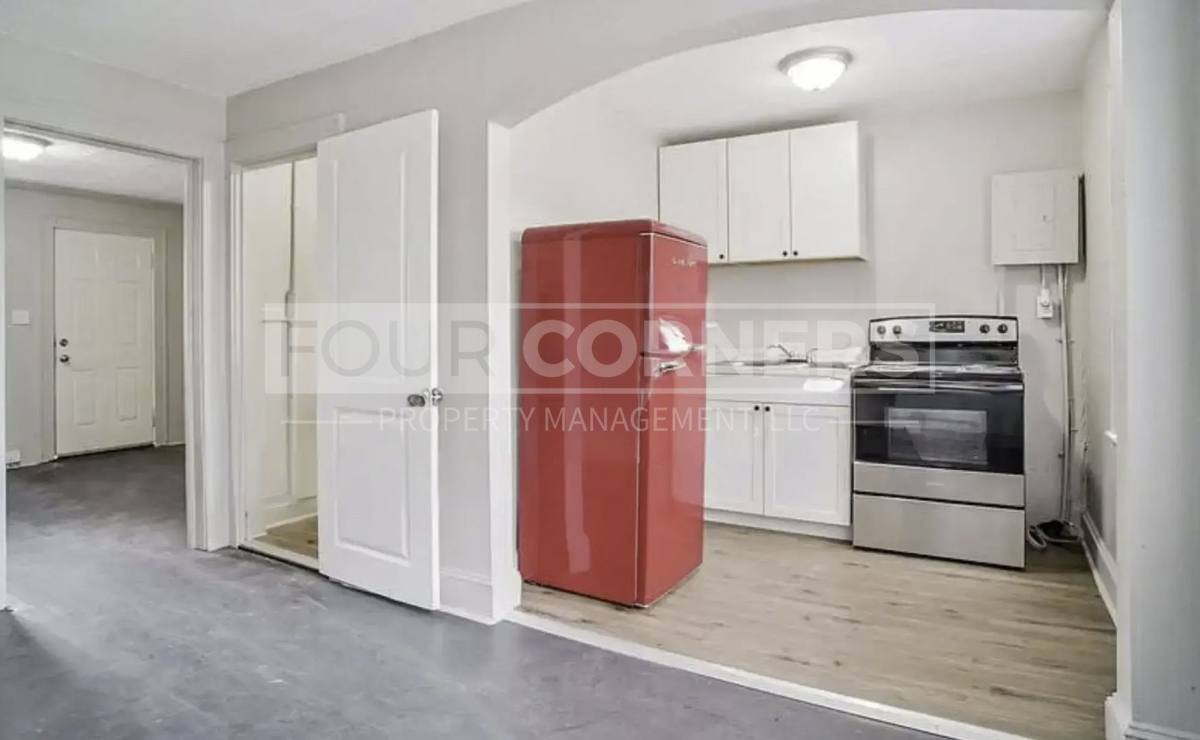 Apartment for rent at 1007 S Main St, Mount Airy, NC 27030