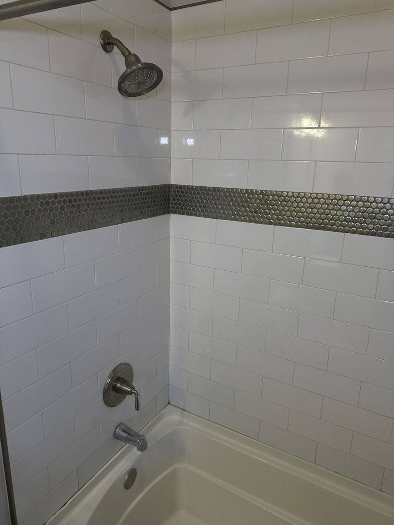 Apartment for rent at 4625-4627 Tchoupitoulas St, New Orleans, LA 70115