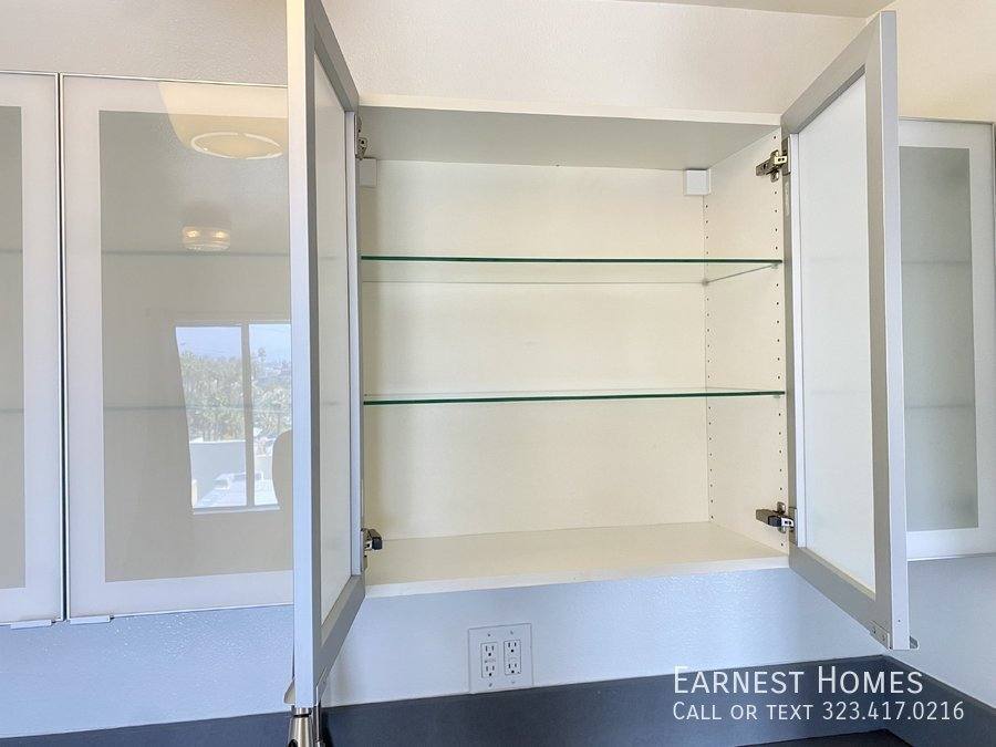 Apartment for rent at 834 Laguna Ave #3 4, Los Angeles, CA 90026