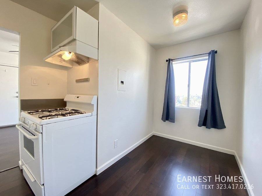 Apartment for rent at 834 Laguna Ave #3 4, Los Angeles, CA 90026