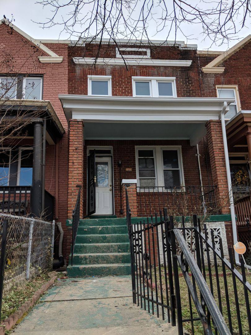 House for rent at 787 19th St NE, Washington, DC 20002