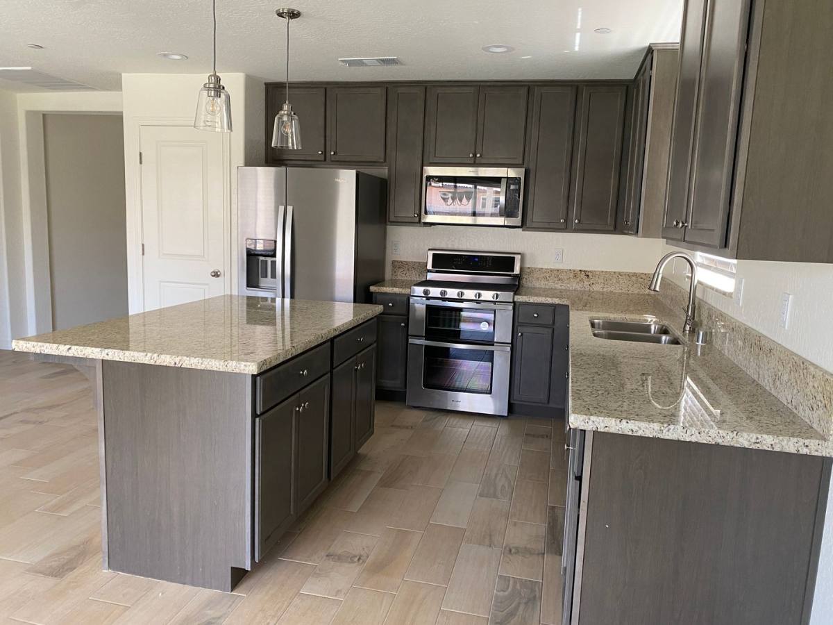 House for rent at 1975 W Escher Dr, Hanford, CA 93230