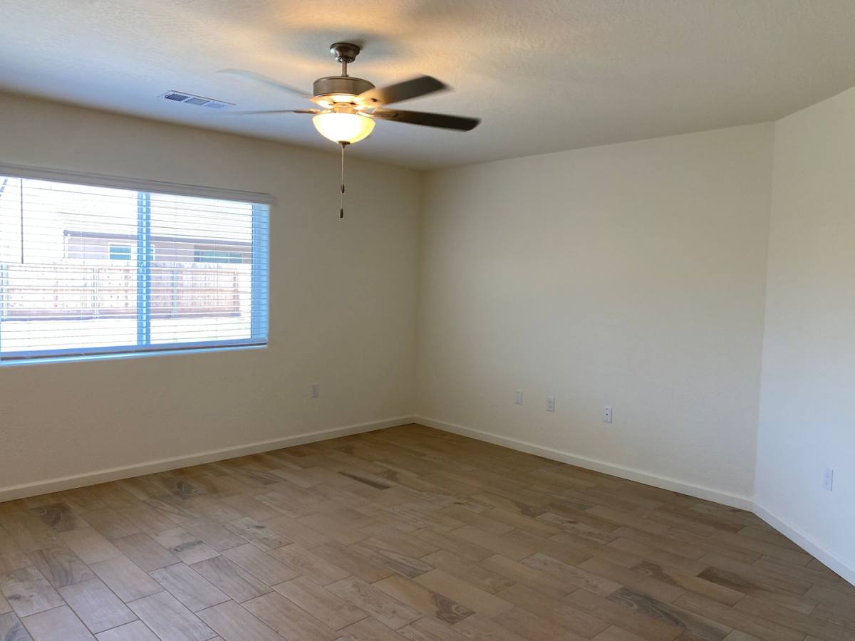 House for rent at 1975 W Escher Dr, Hanford, CA 93230