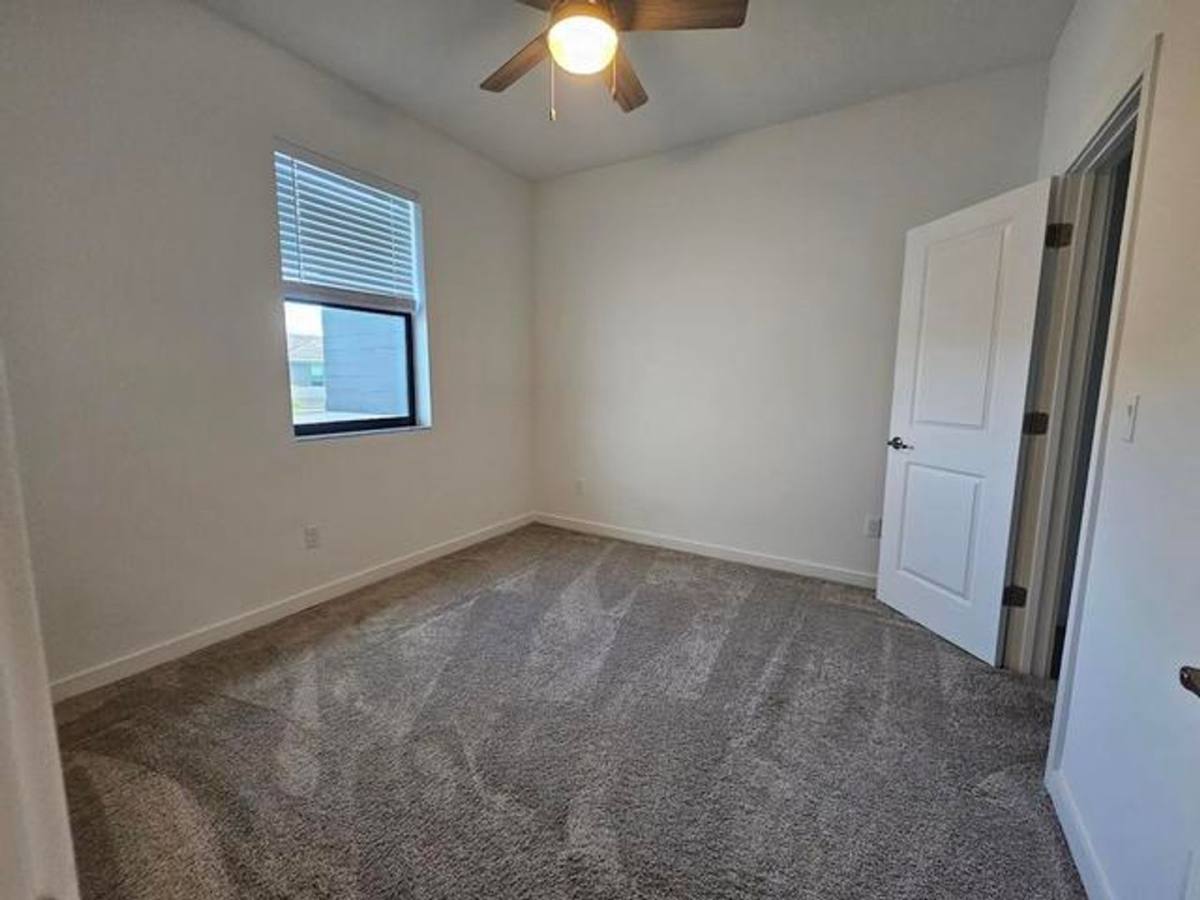 Townhouse for rent at 8641 Antarus Dr, Lake Worth, FL 33467