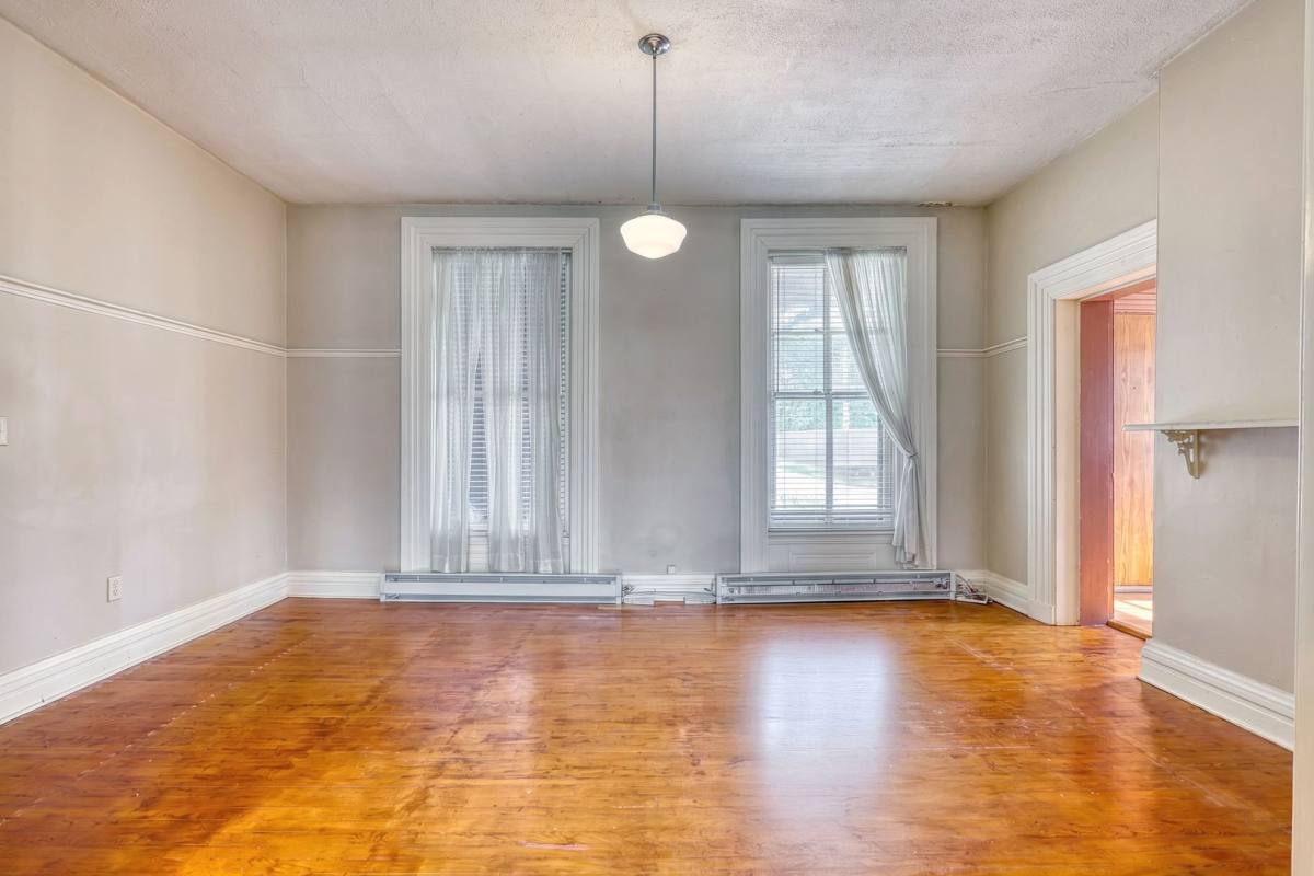 Apartment for rent at 213-217 S Union St, Middletown, PA 17057