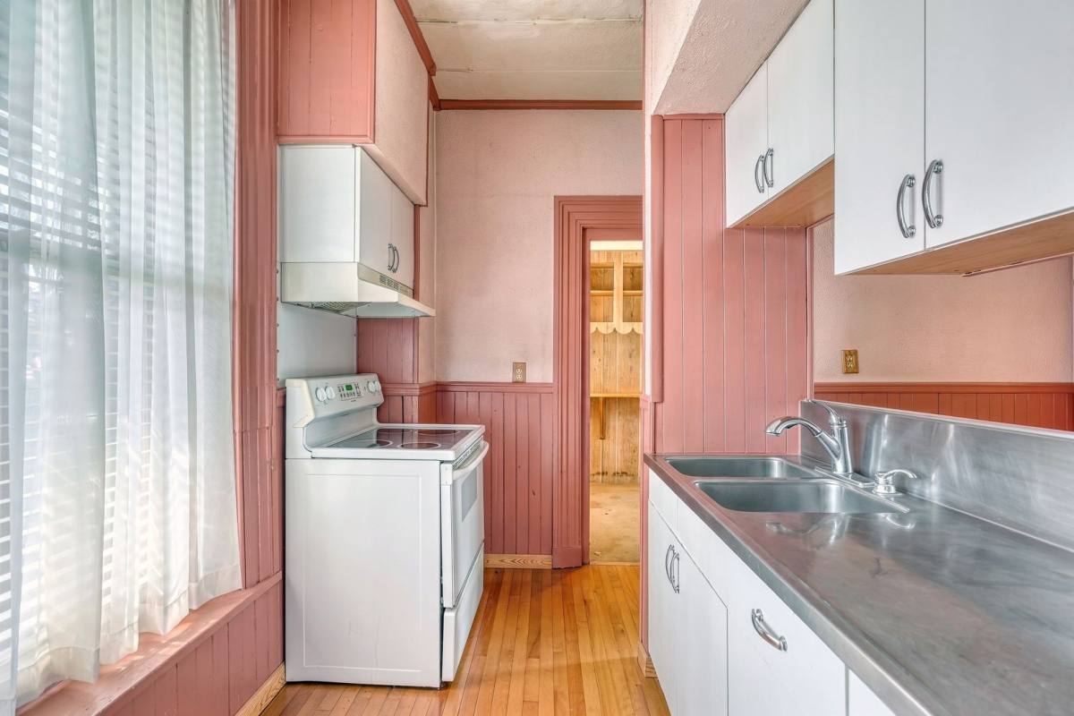 Apartment for rent at 213-217 S Union St, Middletown, PA 17057
