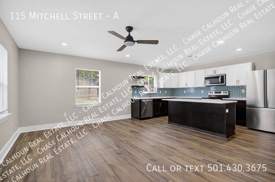 Apartment for rent at 115 Mitchell St #A, Conway, AR 72034