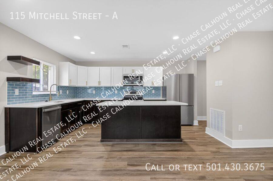 Apartment for rent at 115 Mitchell St #A, Conway, AR 72034