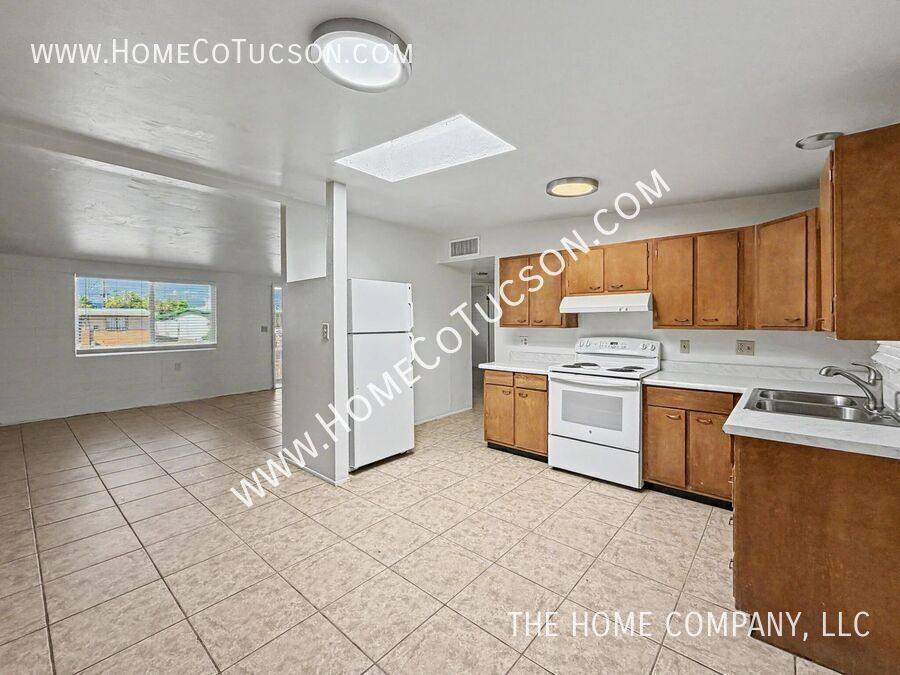 House for rent at 1430 E Iowa Dr, Tucson, AZ 85706