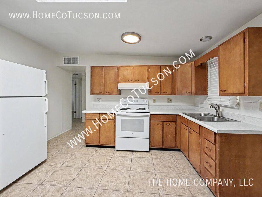 House for rent at 1430 E Iowa Dr, Tucson, AZ 85706
