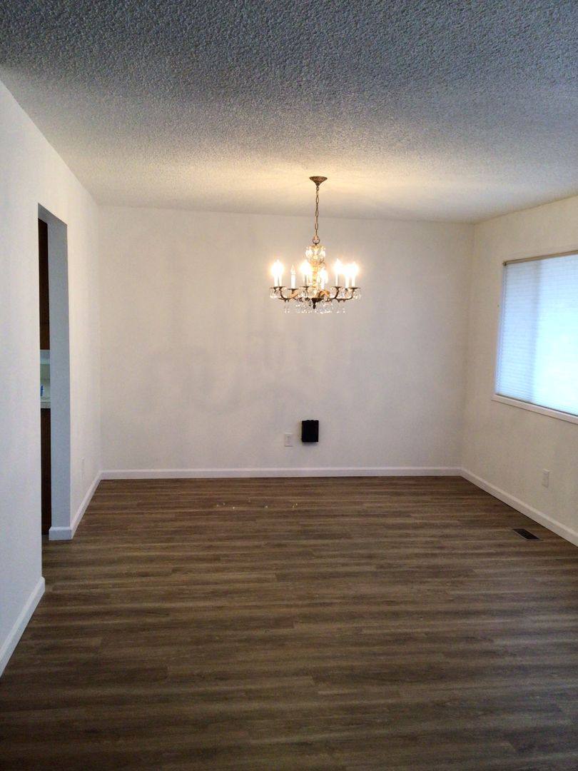 House for rent at 2722 E McLoughlin Blvd, Vancouver, WA 98661