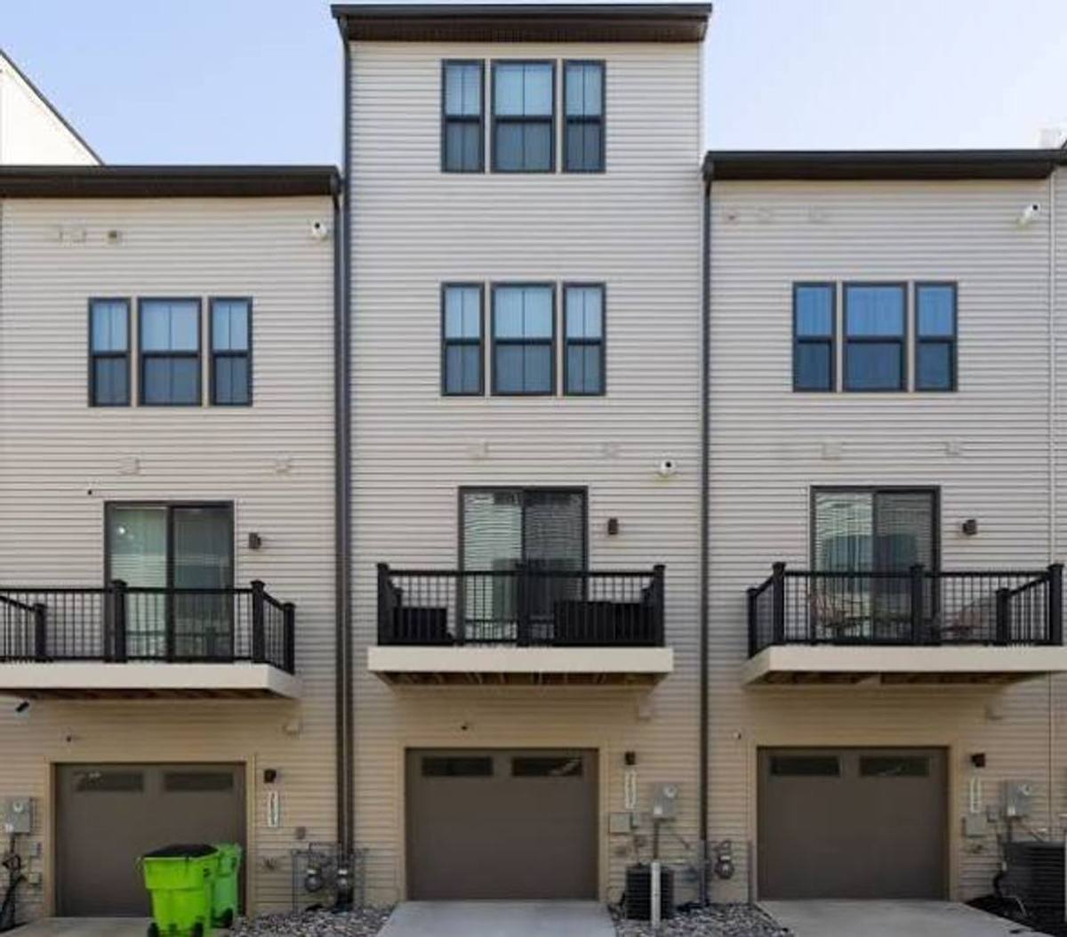 Townhouse for rent at 2807 Evansgreen, Suitland, MD 20746