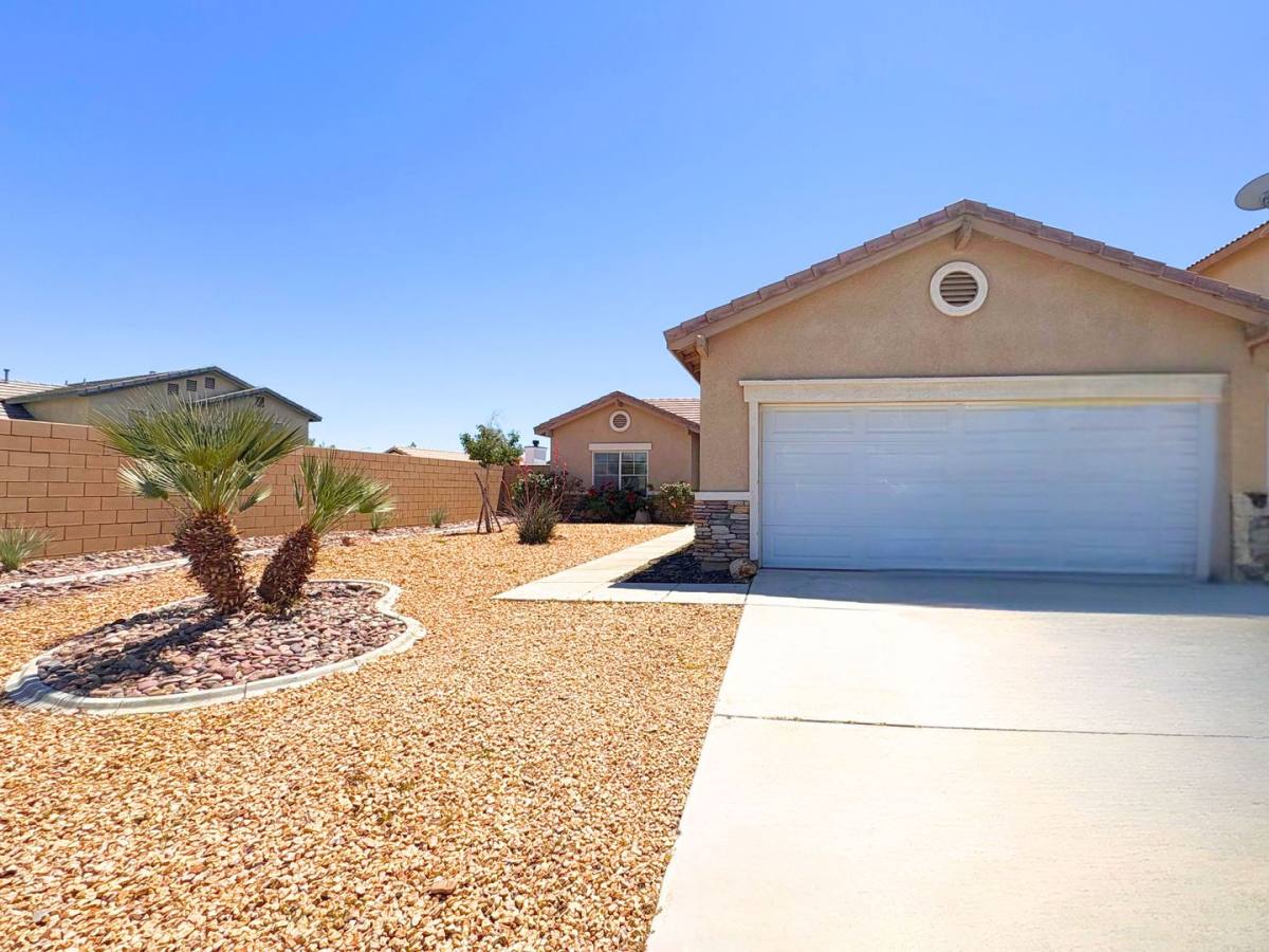 House for rent at 13085 Camden Lane, Victorville, CA 92392