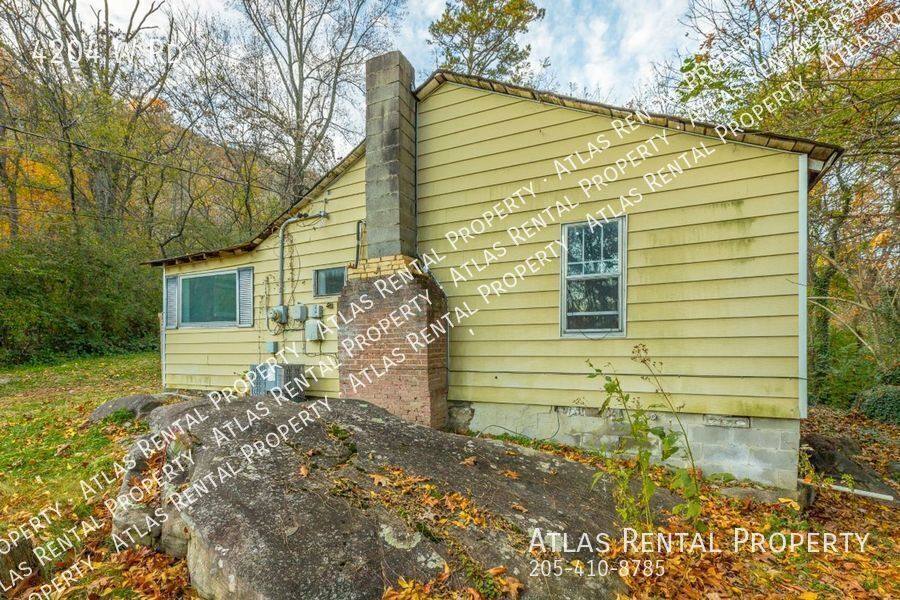 House for rent at 4204 W Rd, Signal Mountain, TN 37377