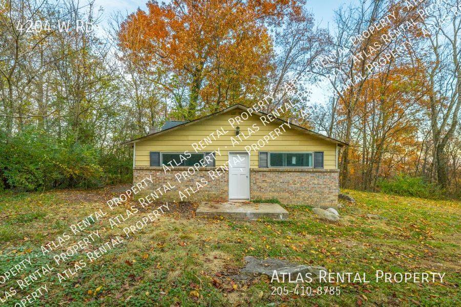 House for rent at 4204 W Rd, Signal Mountain, TN 37377