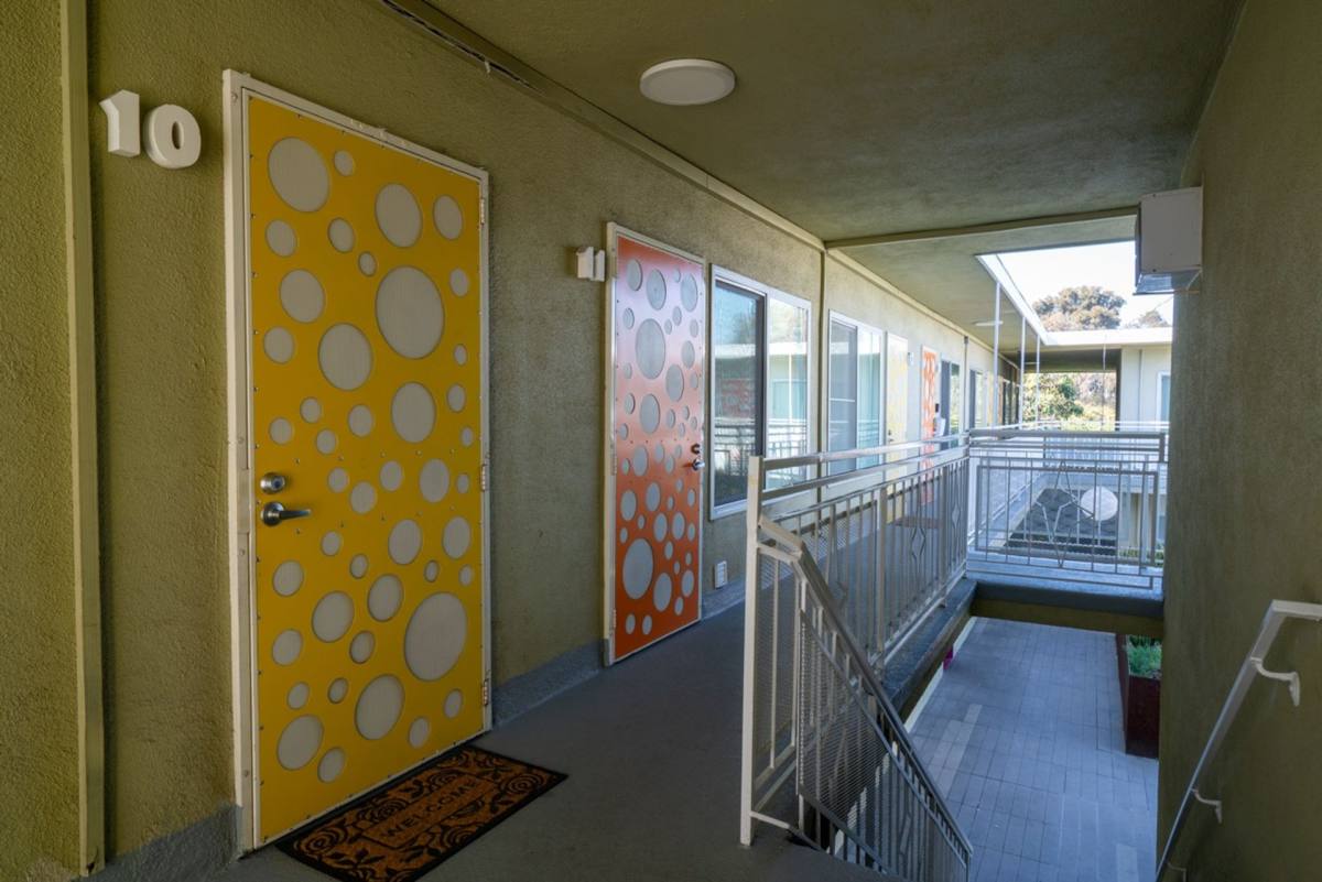 Apartment for rent at 210 E 29th St, Long Beach, CA 90806