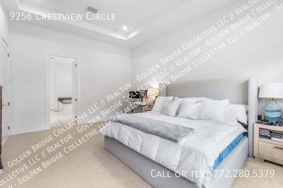 House for rent at 9256 Crestview Circle, West Palm Beach, FL 33412