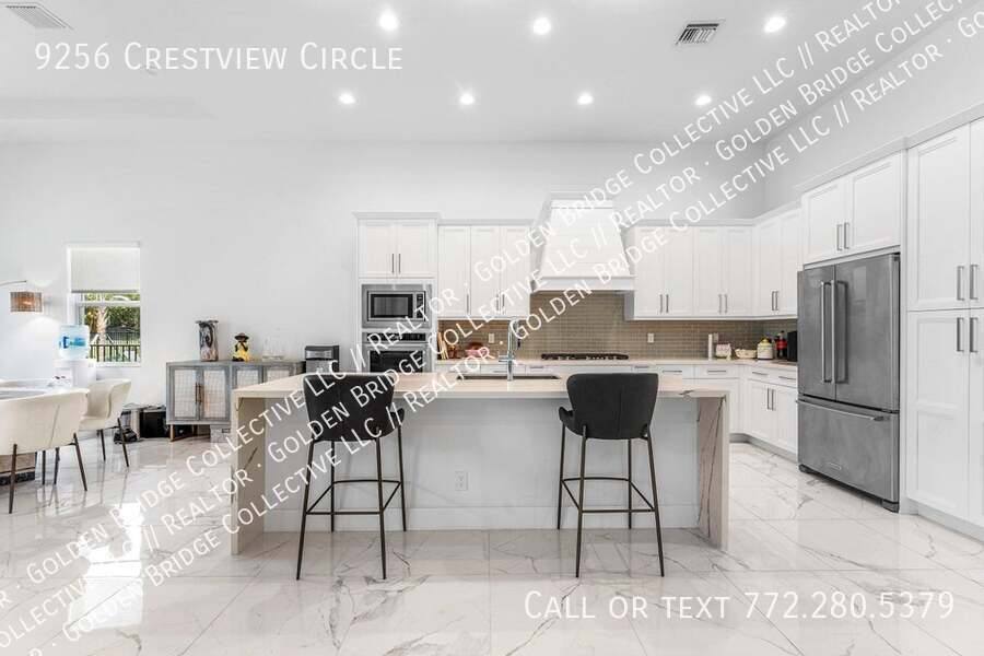 House for rent at 9256 Crestview Circle, West Palm Beach, FL 33412