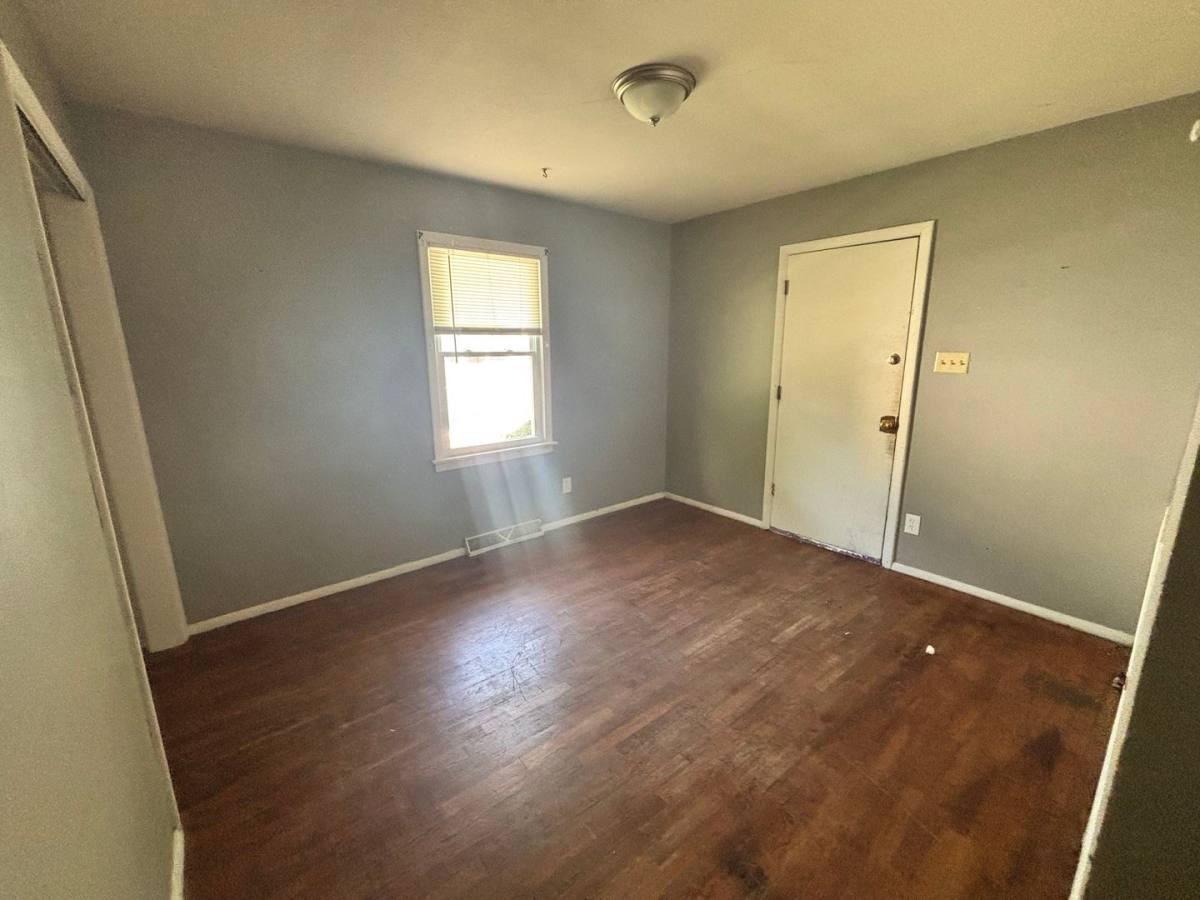 House for rent at 2435 SE Colorado Ave, Topeka, KS 66605