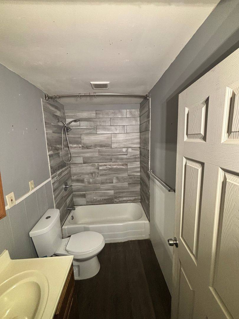 House for rent at 2435 SE Colorado Ave, Topeka, KS 66605