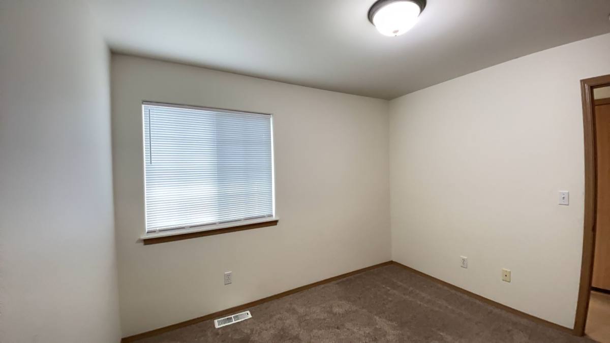 Apartment for rent at 777 779 Peterson Rd, Burlington, WA 98233