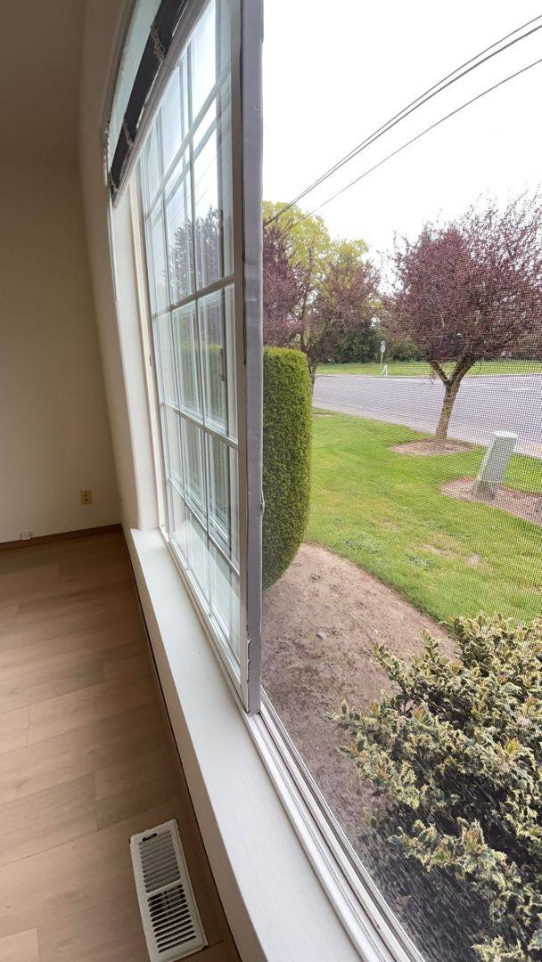 Apartment for rent at 777 779 Peterson Rd, Burlington, WA 98233