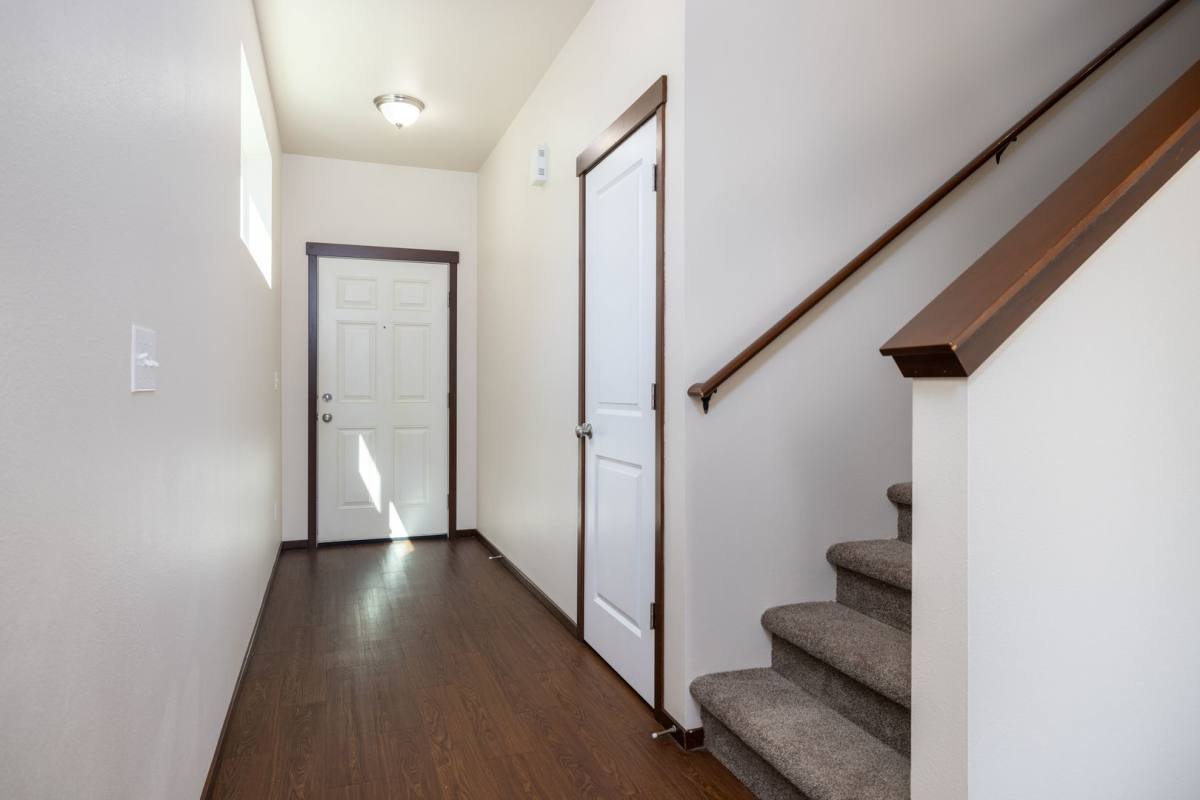 Townhouse for rent at 567 569 Neff Circle, Burlington, WA 98233