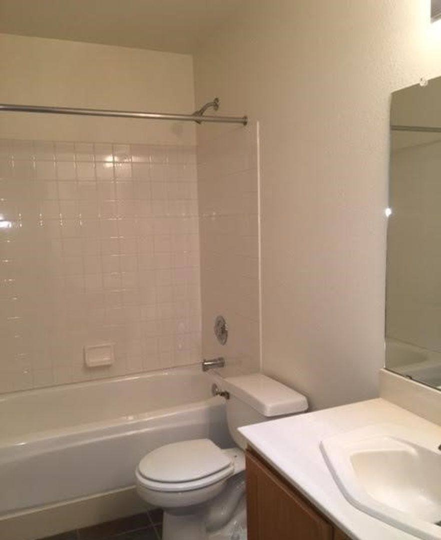 House for rent at 7078 W Hunnington Dr, Tucson, AZ 85743