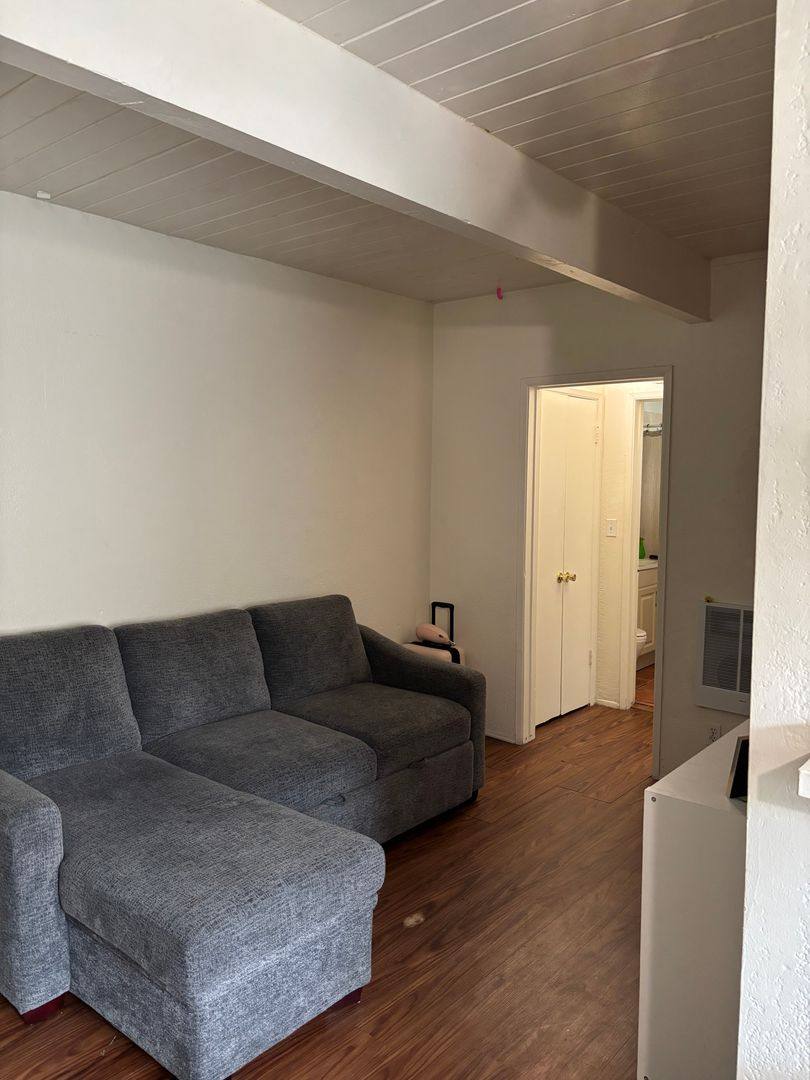Apartment for rent at 6597 Trigo Rd, Goleta, CA 93117