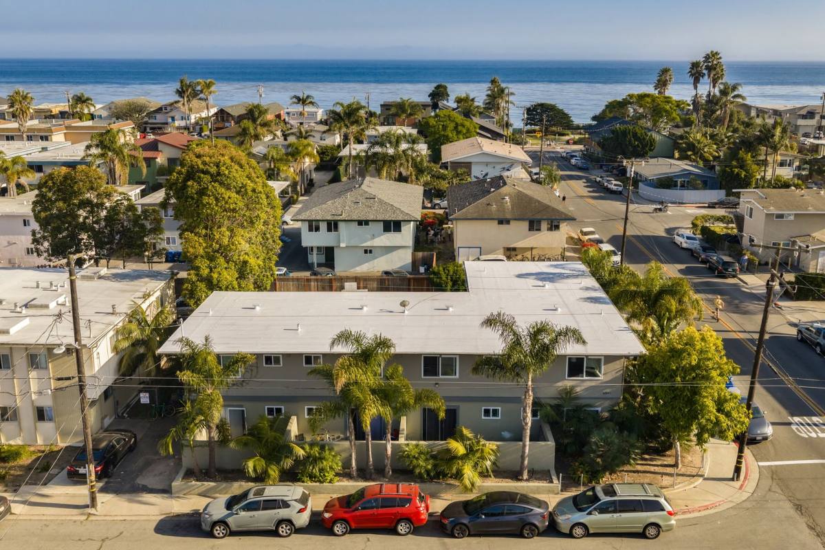 Apartment for rent at 6597 Trigo Rd, Goleta, CA 93117
