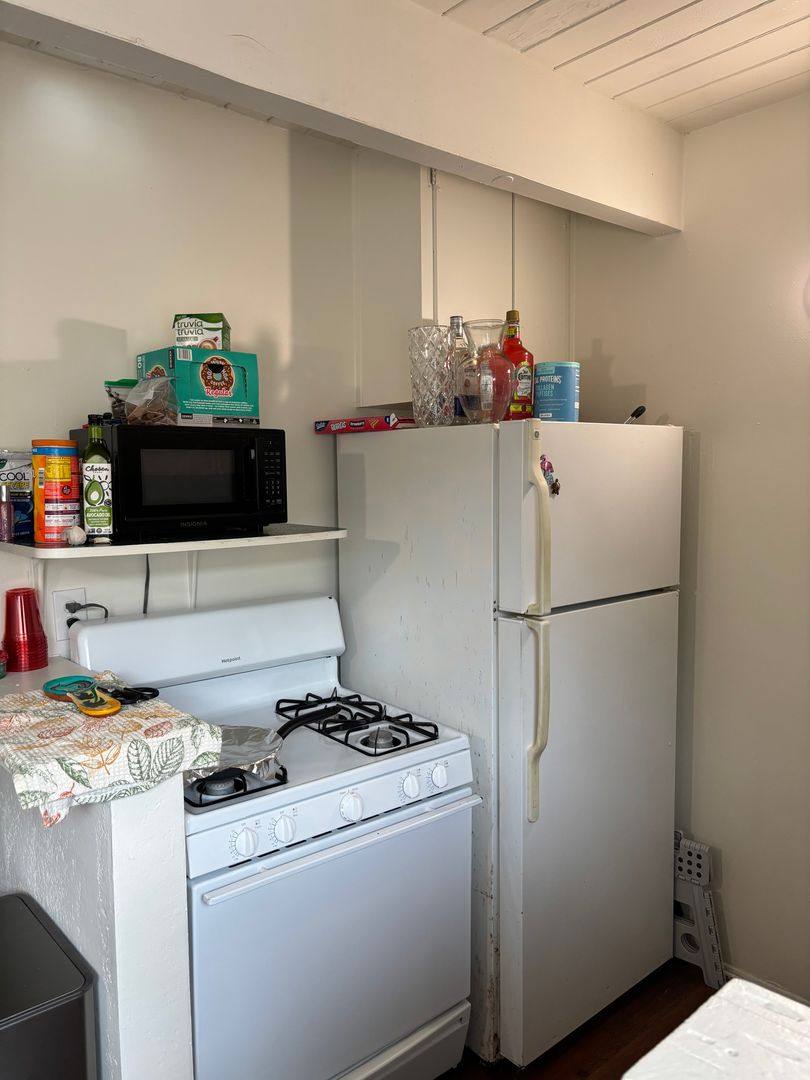 Apartment for rent at 6597 Trigo Rd, Goleta, CA 93117