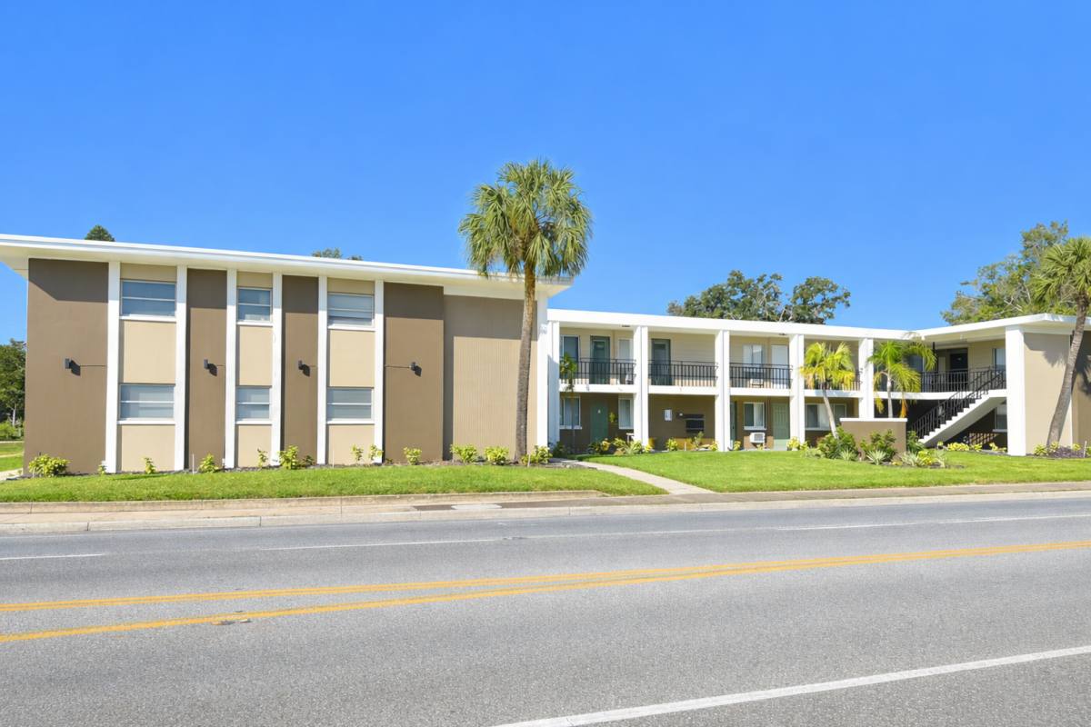 Apartment for rent at 2729 4th St S, Saint Petersburg, FL 33705