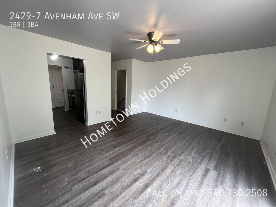 House for rent at 2429-7 Avenham Ave SW, Roanoke, VA 24014