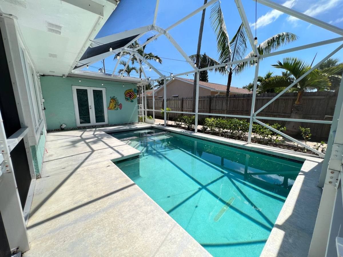 House for rent at 1927 Cypress Ave, Fort Pierce, FL 34949