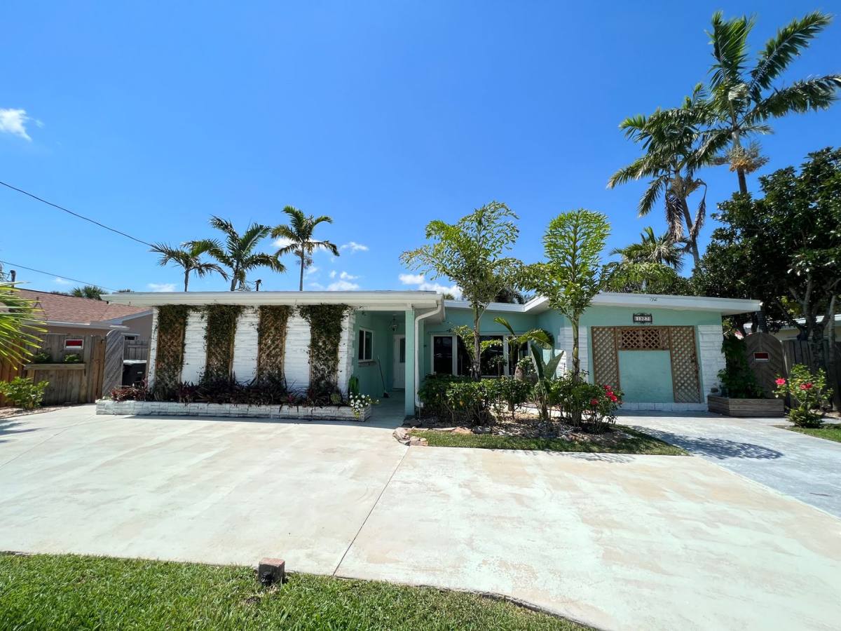 House for rent at 1927 Cypress Ave, Fort Pierce, FL 34949