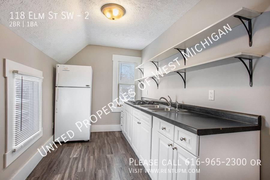 Apartment for rent at 118 Elm St SW #2, Grand Rapids, MI 49507