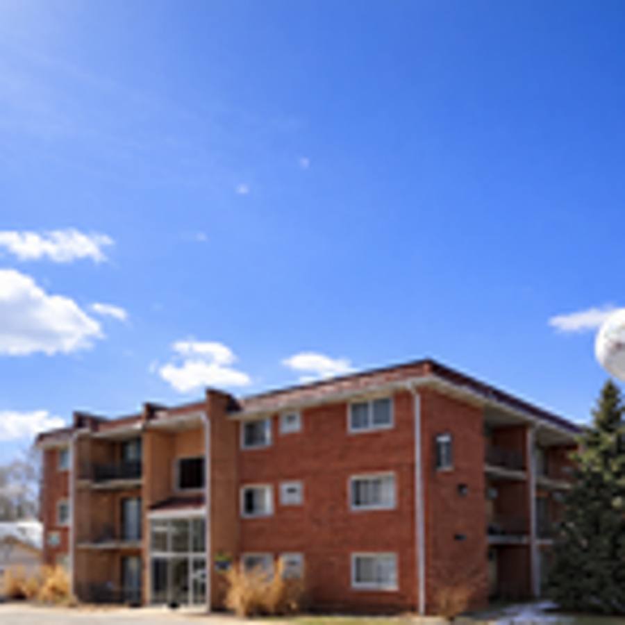 Apartment for rent at 6819 W 95th St #16, Oak Lawn, IL 60453