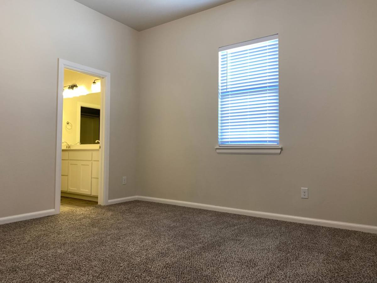 House for rent at 3424 Enclave Lane, Norman, OK 73072