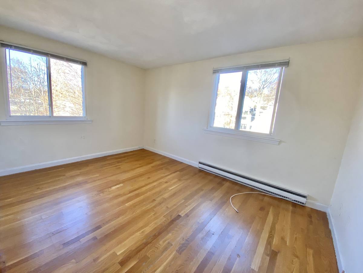 Apartment for rent at 1799 Centre St, West Roxbury, MA 02132
