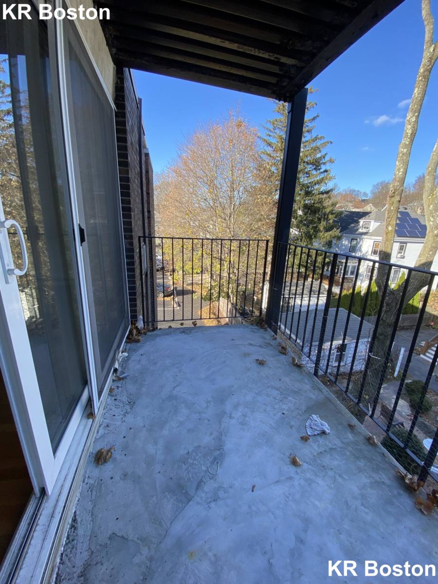 Apartment for rent at 1799 Centre St, West Roxbury, MA 02132