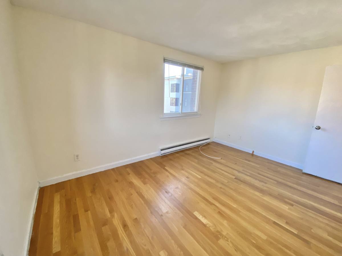 Apartment for rent at 1799 Centre St, West Roxbury, MA 02132
