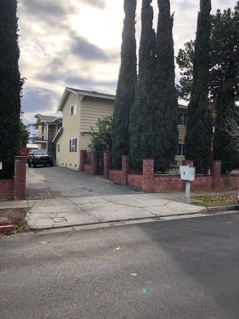 Apartment for rent at 7240 Bark Lane, San Jose, CA 95129
