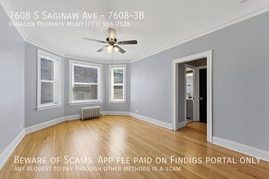 Apartment for rent at 7608 S Saginaw Ave #3B, Chicago, IL 60649