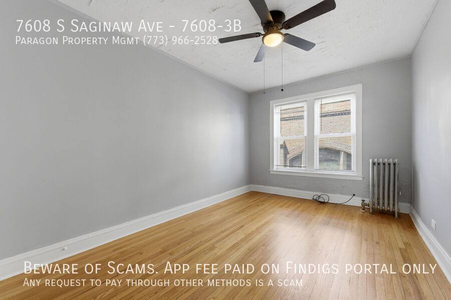 Apartment for rent at 7608 S Saginaw Ave #3B, Chicago, IL 60649