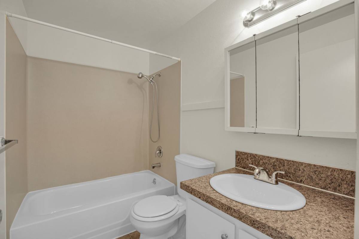 Apartment for rent at 625 34th Avenue, SE, Albany, OR 97322