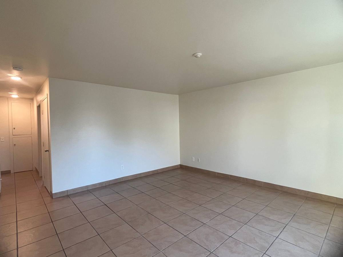 Apartment for rent at 2555 W Steele Lane, Santa Rosa, CA 95403
