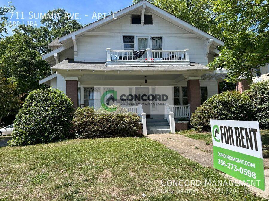 Apartment for rent at 711 Summit Ave #C, Greensboro, NC 27405